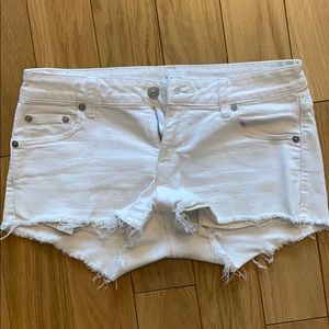 Talula white cutoff shorts Aritzia